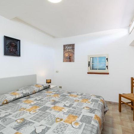 Sole Mare Deluxe Villa Campofelice Di Roccella Exterior foto